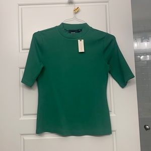 Green Short Sleeve Mockneck Top